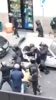 生猛！实拍：那不勒斯球迷与葡体球迷在拿波里街头发生&ldquo;巷战&rdquo;